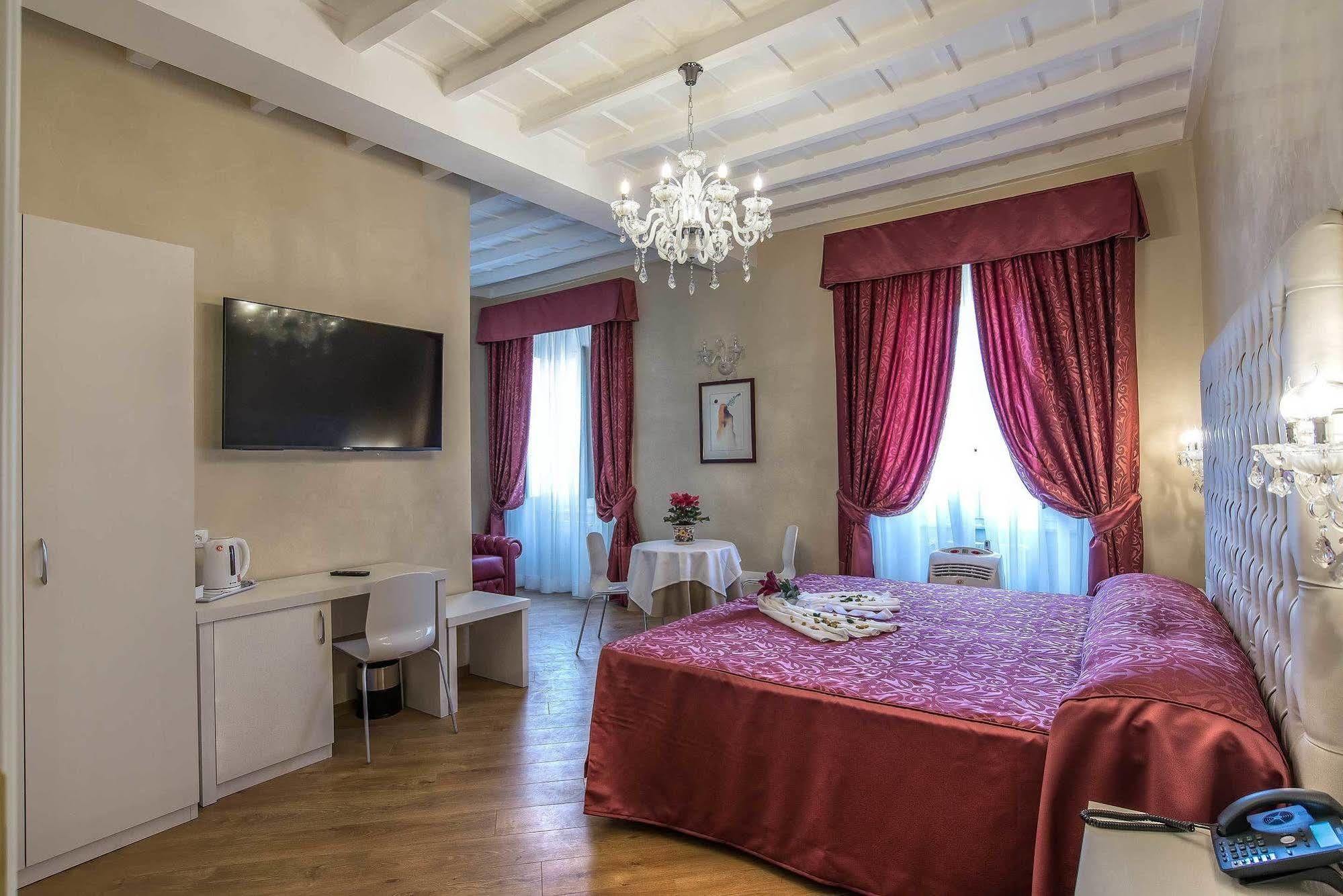 Trevi Rome Suite Екстериор снимка